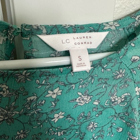 Lauren Conrad - Top - Picture 3 of 3